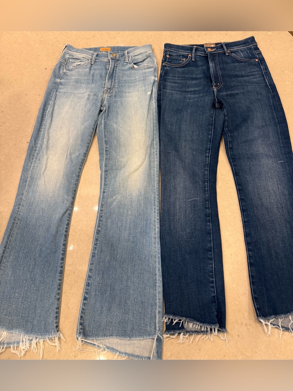 2 pairs of Mother Insider step crop fray- Light Blue and Dark Blue jeans